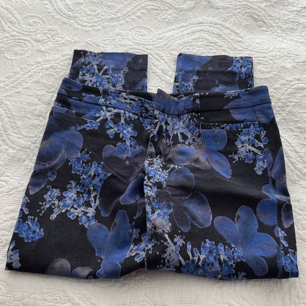 Banana Republic Blue and Black Patterned Pants